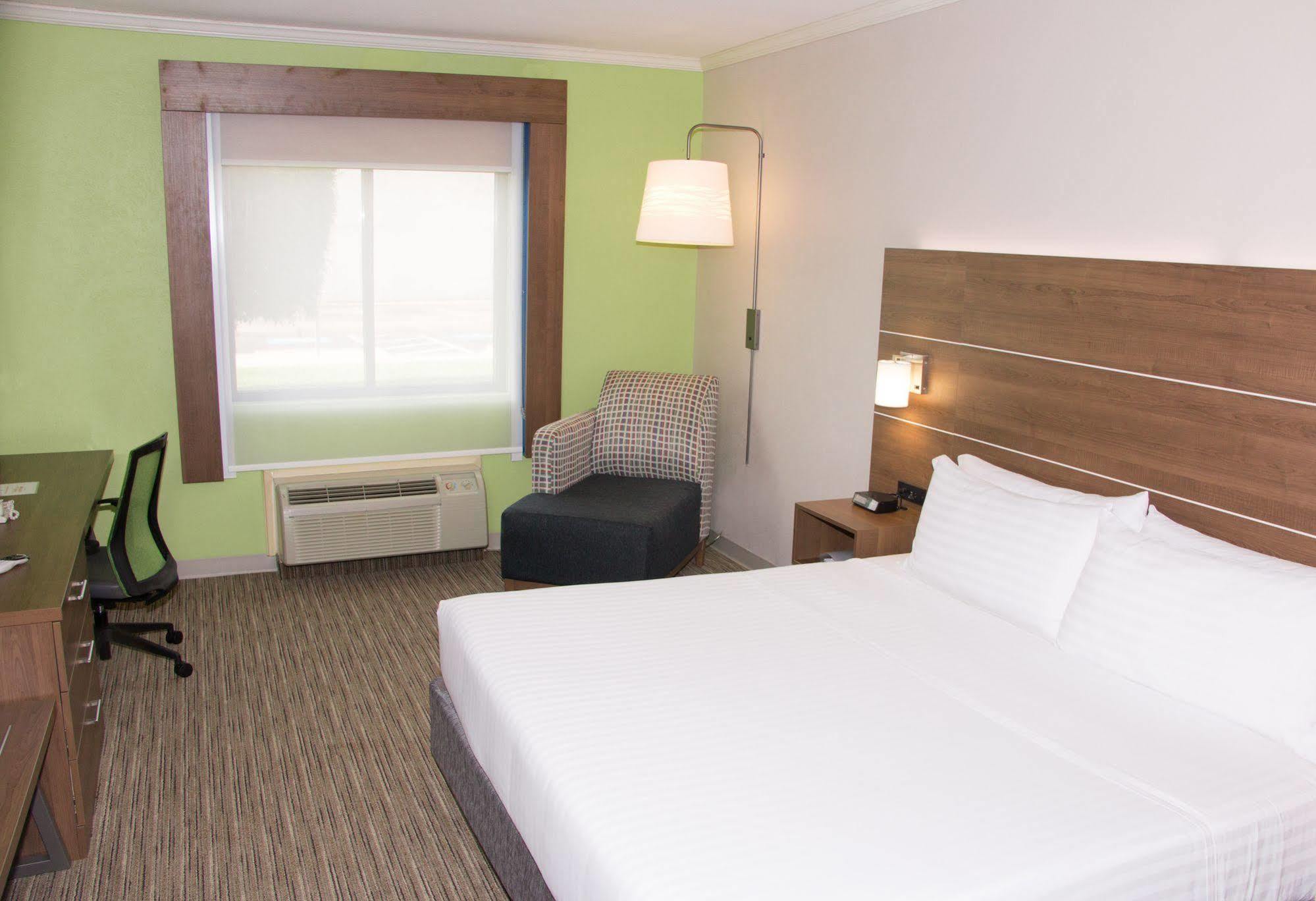 Holiday Inn Express North Tyler Exteriér fotografie