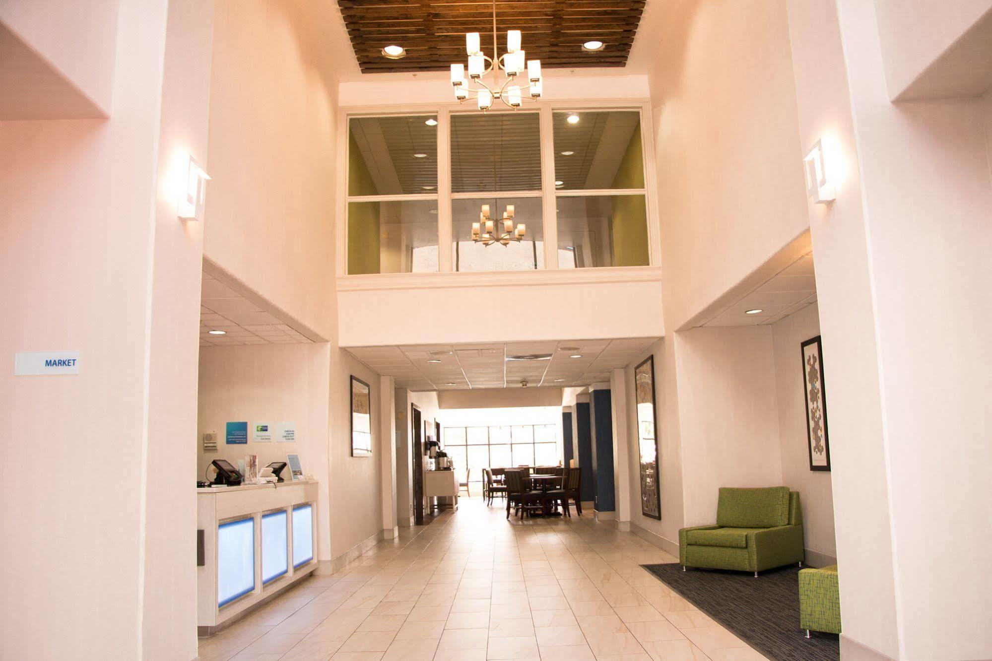 Holiday Inn Express North Tyler Exteriér fotografie