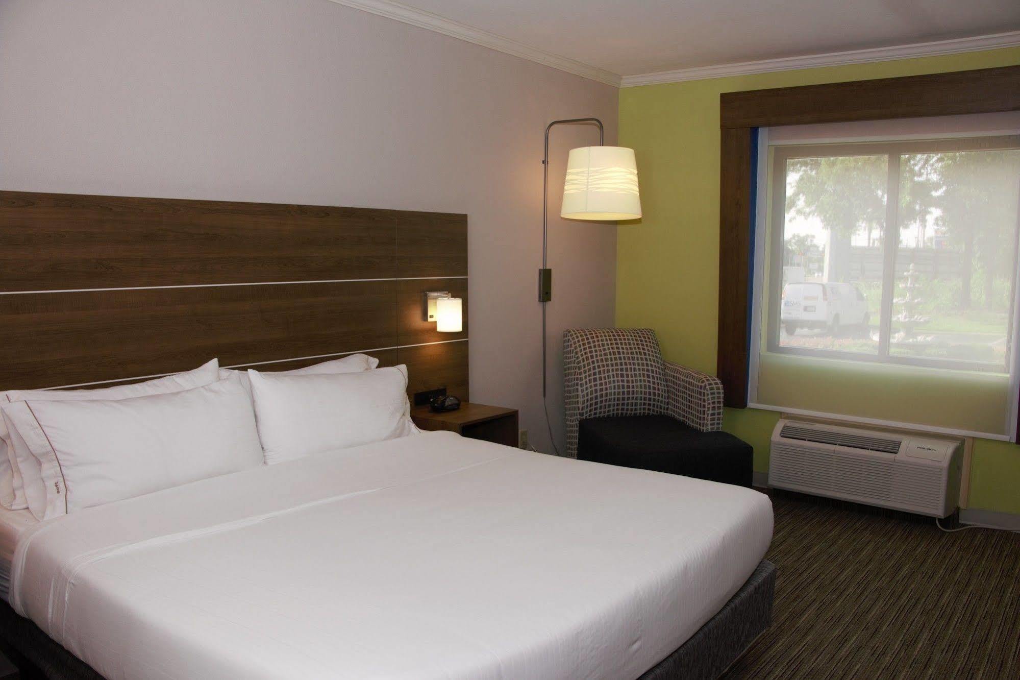Holiday Inn Express North Tyler Exteriér fotografie