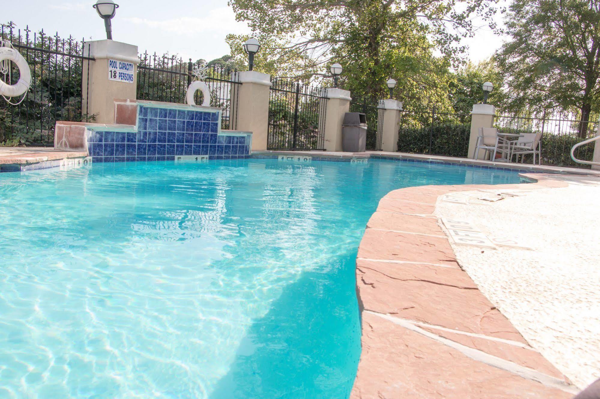 Holiday Inn Express North Tyler Exteriér fotografie
