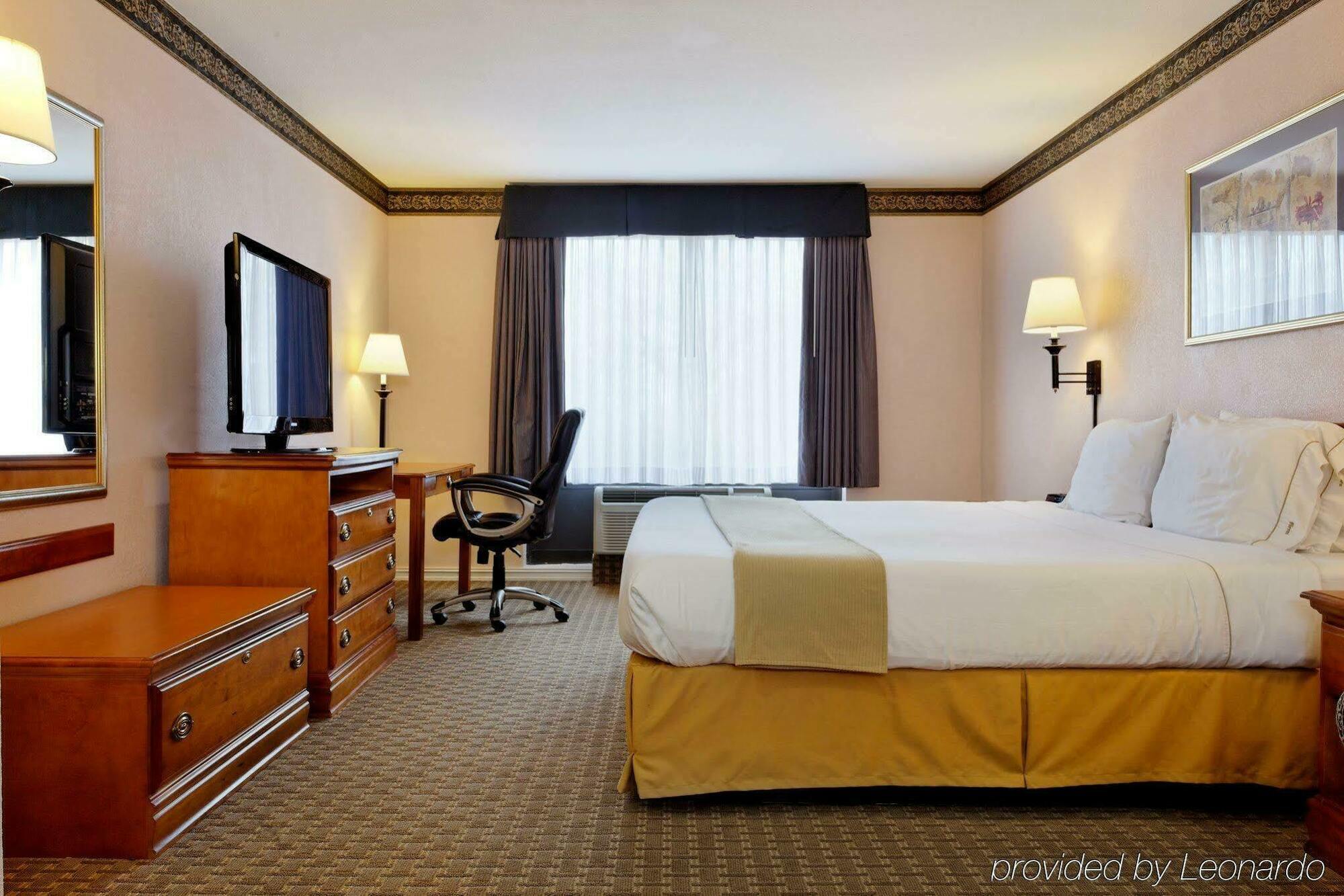 Holiday Inn Express North Tyler Exteriér fotografie